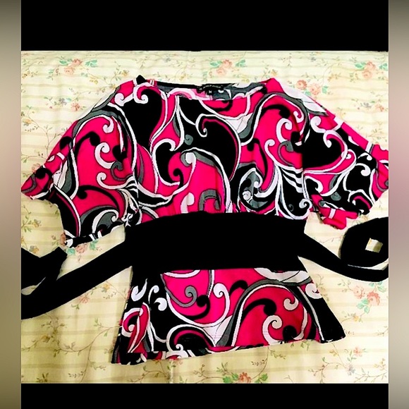 Rampage Pink Funky Boho Belted Caftan Top - Picture 4 of 10